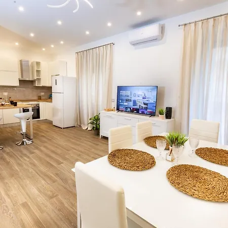 Noh Irnerio Modern 2 Bdr Huge Private Terrace アパート ローマ